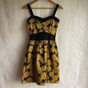Switchblade Stiletto Yellow Black Floral 50s Pinup Dress Women’s Size S Small